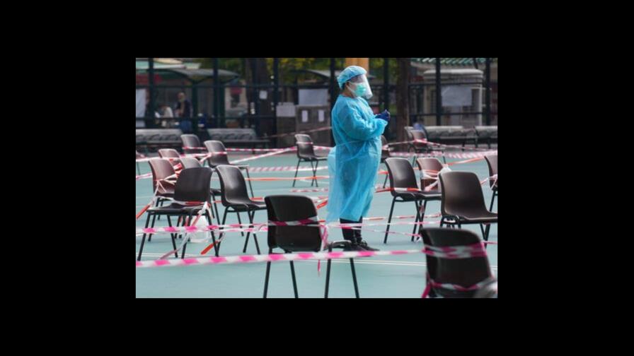 Contagios y decesos por COVID-19 bajan en todo el mundo, según la OMS