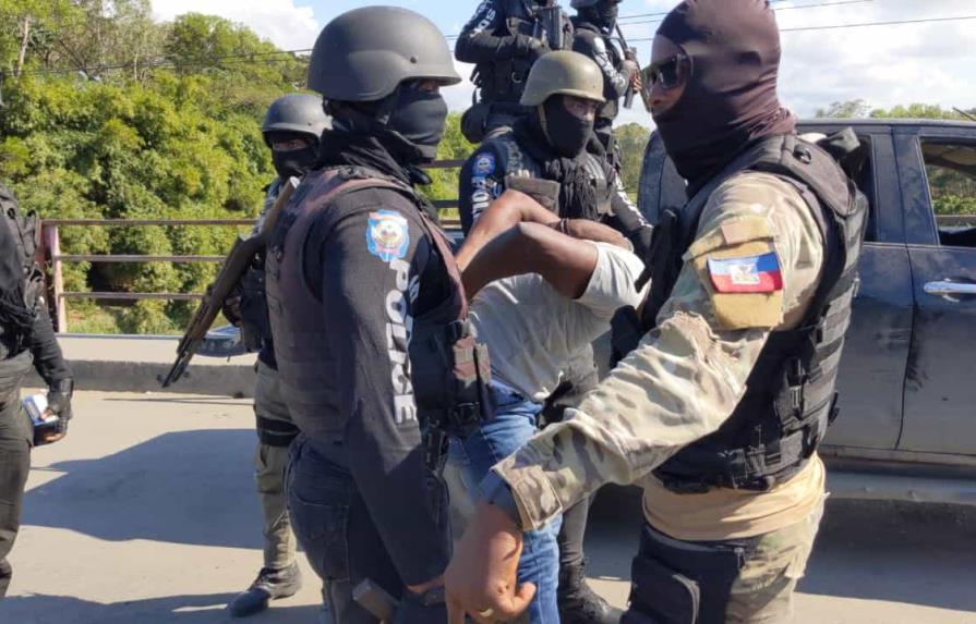 RD repatría policía haitiano vinculado al asesinato del presidente Jovenel Moïse