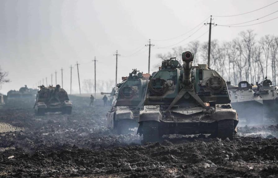 Las autoridades ucranianas encuentran fosas comunes en la recién liberada ciudad de Izium