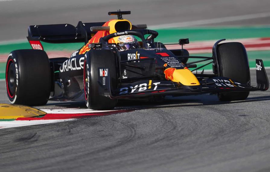El piloto Max Verstappen sigue en Red Bull hasta 2028