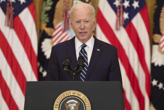 Biden ofrece ayuda humanitaria a ucranianos en EEUU
