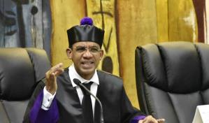 Jurista Ortega Polanco pone en circulación segunda edición del libro Testigos de Excepción, Interviú