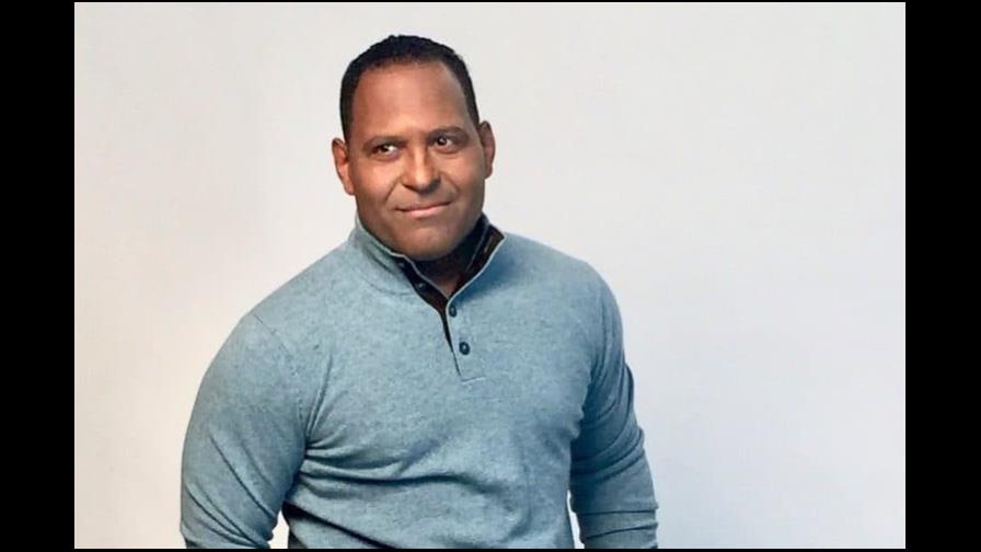 Tony Dandrades recibe reconocimiento como “Dominicano de Honor” en Miami Tony Dandrades recibe reconocimiento como “Dominicano de Honor” en Miami