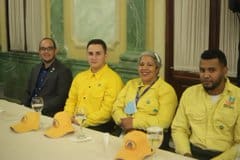  Bomberos forestales en el Palacio Nacional
