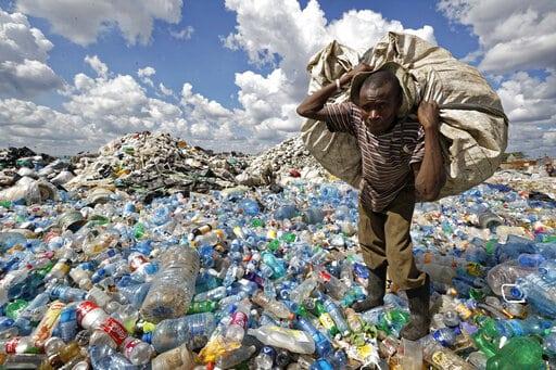 Miembros de la ONU combatirán la contaminación de plásticos