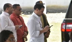 Robertico acompaña al presidente Abinader en jornada de trabajo por Azua