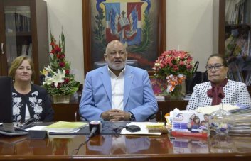 Educación hará mantenimiento correctivo en escuelas de Santiago