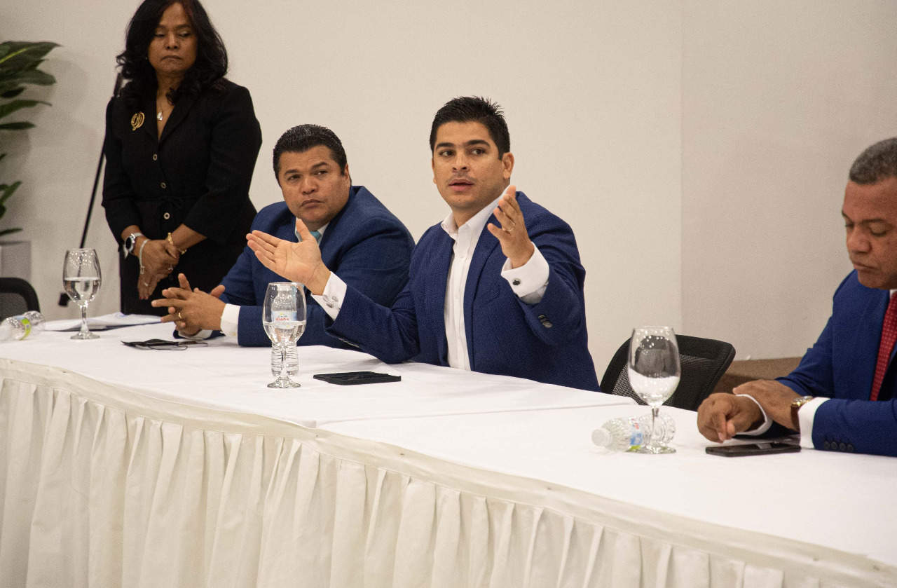 Tercera reunión de la mesa temática de transporte.