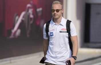 Sigue el apoyo a Ucrania: Haas anula contrato con ruso Mazepin