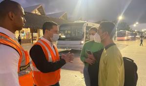 Llega al país uno de los dominicanos evacuados de Ucrania