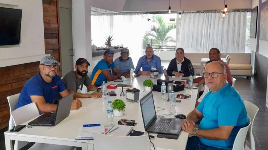 Reunión técnica de las asociaciones de la natación Reunión técnica de las asociaciones de la natación