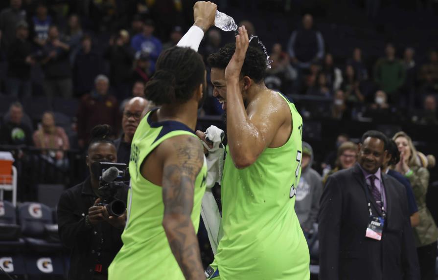 VÍDEO | Timberwolves gana con doble-doble del dominicano Karl-Anthony Towns
