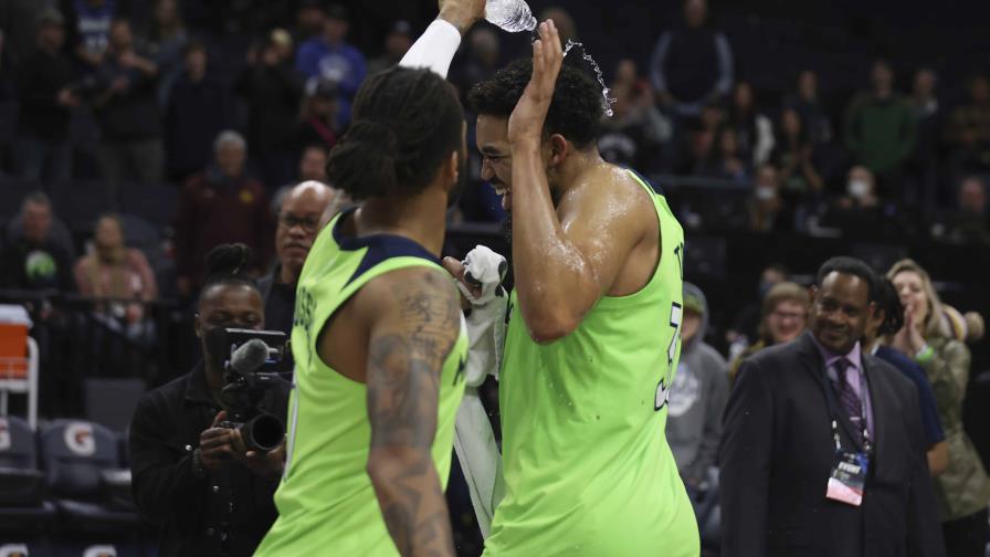 VÍDEO | Timberwolves gana con doble-doble del dominicano Karl-Anthony Towns