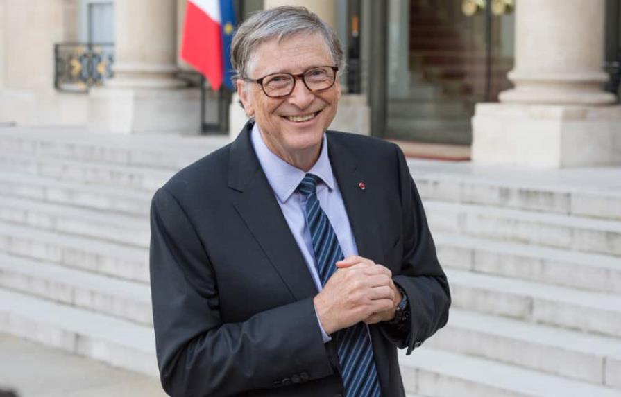 Para Bill Gates, usar mascarilla es equivalente a vestir pantalones