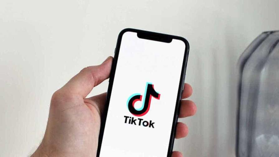 TikTok suspende la transmisión de vídeos en vivo en Rusia