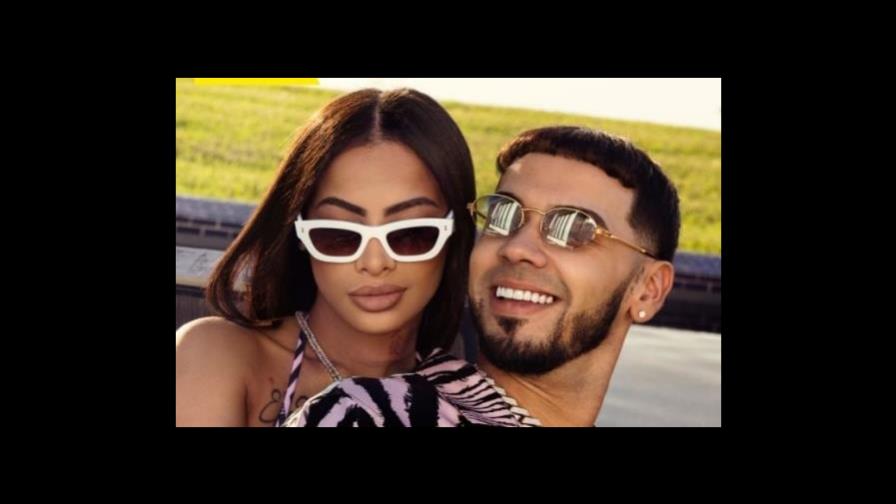 Anuel y Yailin protagonizan la portada digital de People en Español