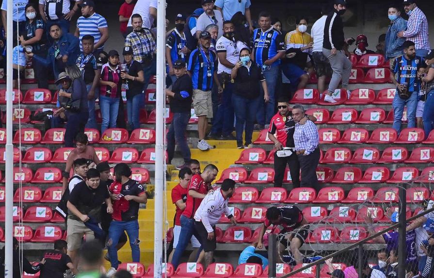 Fiscalía mexicana asegura que no hay decesos tras riña en estadio de fútbol