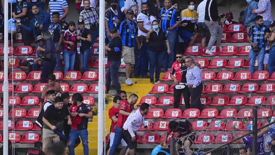 Fiscalía mexicana asegura que no hay decesos tras riña en estadio de fútbol