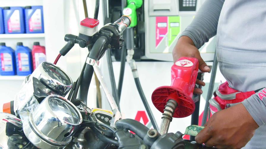 La gasolina sobrepasa los 4 dólares en Estados Unidos