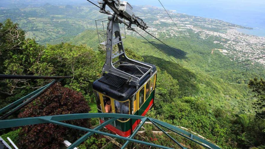 Ponen en funcionamiento el teleférico de Puerto Plata Ponen en funcionamiento el teleférico de Puerto Plata