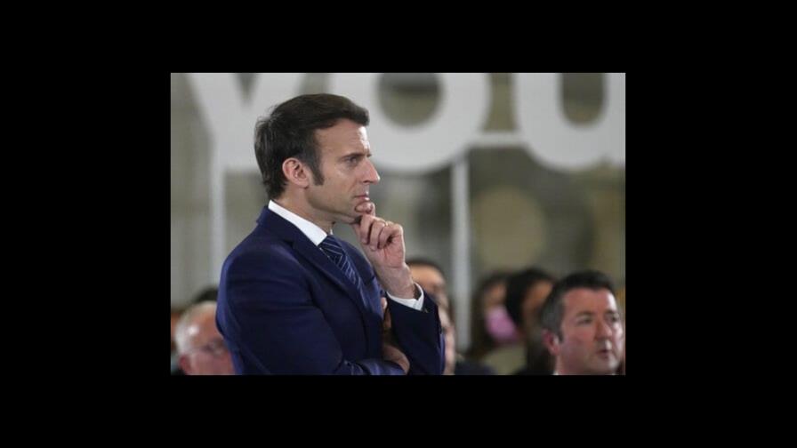 Emmanuel Macron descarta pronta solución a la guerra