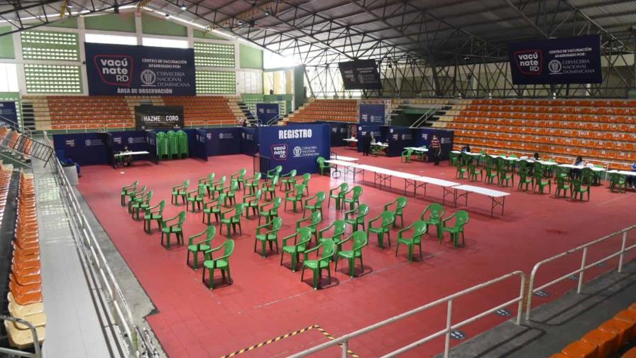 Se inicia cierre de centros de vacunación en el Distrito Nacional