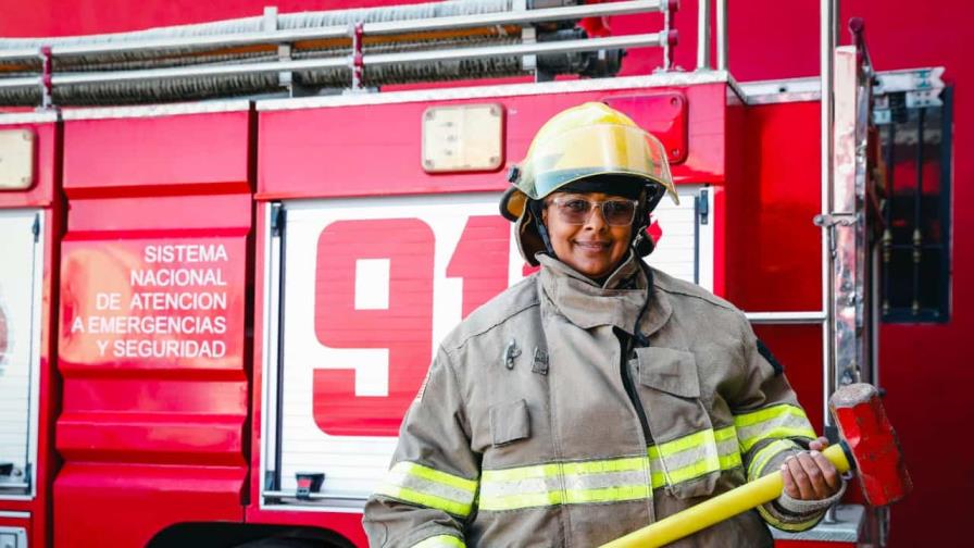 Mujeres rompen estereotipos en el Sistema 9-1-1