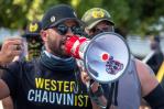 Acusan al líder de los Proud Boys de cargos por el asalto al Capitolio