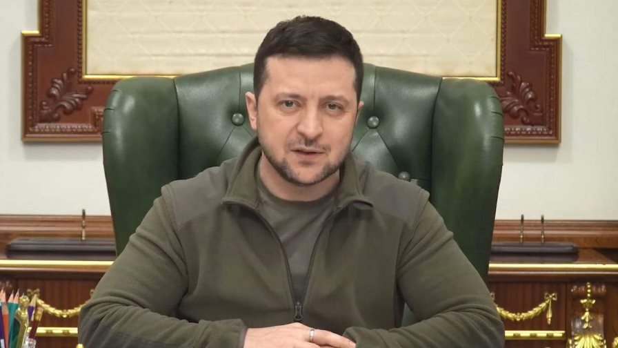 Zelenski asegura que no tiene “miedo de nadie” desde oficina de la Presidencia en Kiev, Ucrania Zelenski asegura que no tiene “miedo de nadie” desde oficina de la Presidencia en Kiev, Ucrania