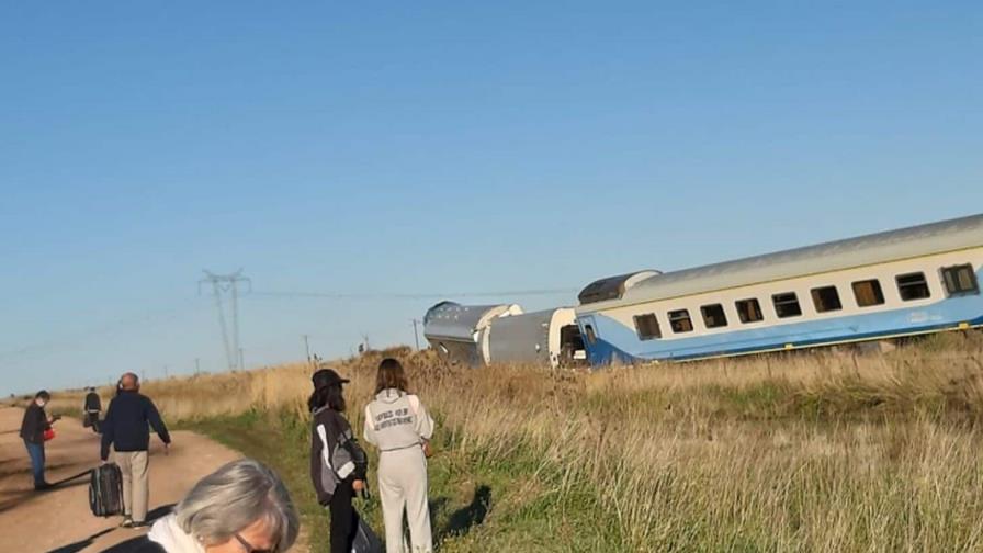 Al menos 17 heridos en un descarrilamiento de tren de pasajeros en Argentina