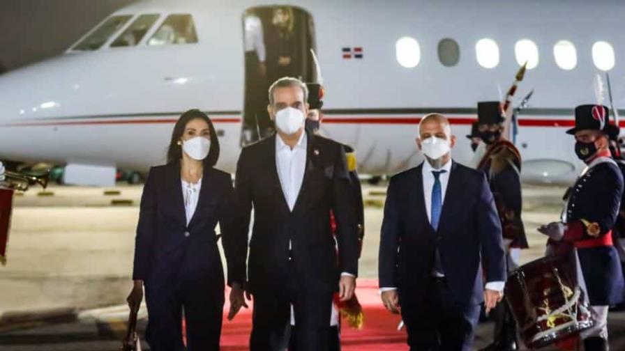 Abinader llega a Argentina para tratar varios acuerdos