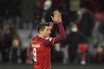 Bayern avanza con triplete de Lewandowski en 11 minutos