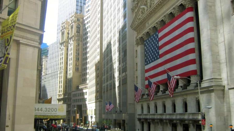 Wall Street repunta y sube con fuerza en la apertura