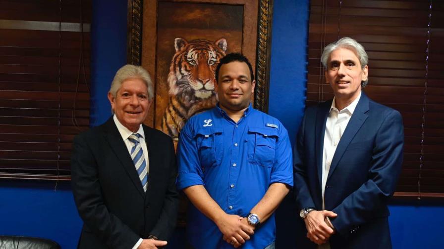Los Tigres del Licey ascienden a Edgar Mateo Los Tigres del Licey ascienden a Edgar Mateo