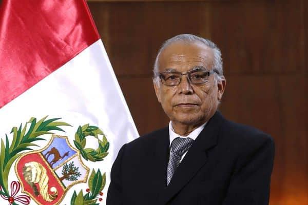 Primer ministro de Perú convoca al diálogo para la justicia social del país