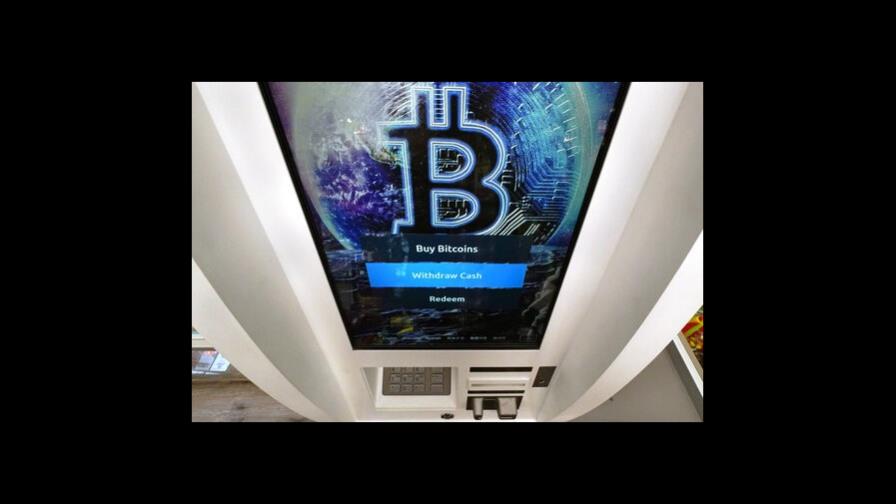 Biden firma orden para regular criptomonedas