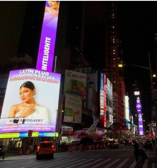 Dominicanas brillan en Times Square por el Día de la Mujer