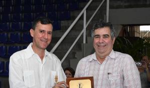 El Colegio Loyola dedica su Copa de Fútbol 2022 dedicada al sacerdote Pablo Mella