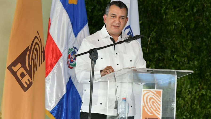 Presidente de la JCE: “El Estado debe cumplirle a la mujer política” Presidente de la JCE: “El Estado debe cumplirle a la mujer política”