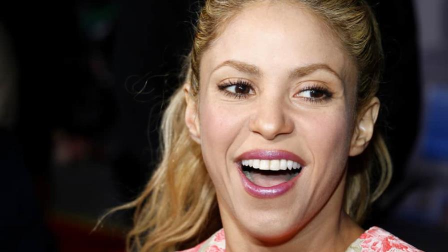 La colombiana Shakira se sometió a una dura rutina La colombiana Shakira se sometió a una dura rutina