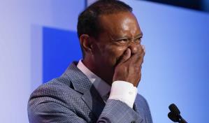 Woods llega a Salón de la Fama; lo atribuye al arduo trabajo