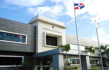 Hacienda y FMI se reúnen para diseñar propuesta de Ley de Responsabilidad Fiscal en RD