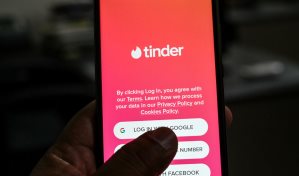 Usuarios de Tinder en EEUU podrán consultar antecedentes criminales de potenciales citas