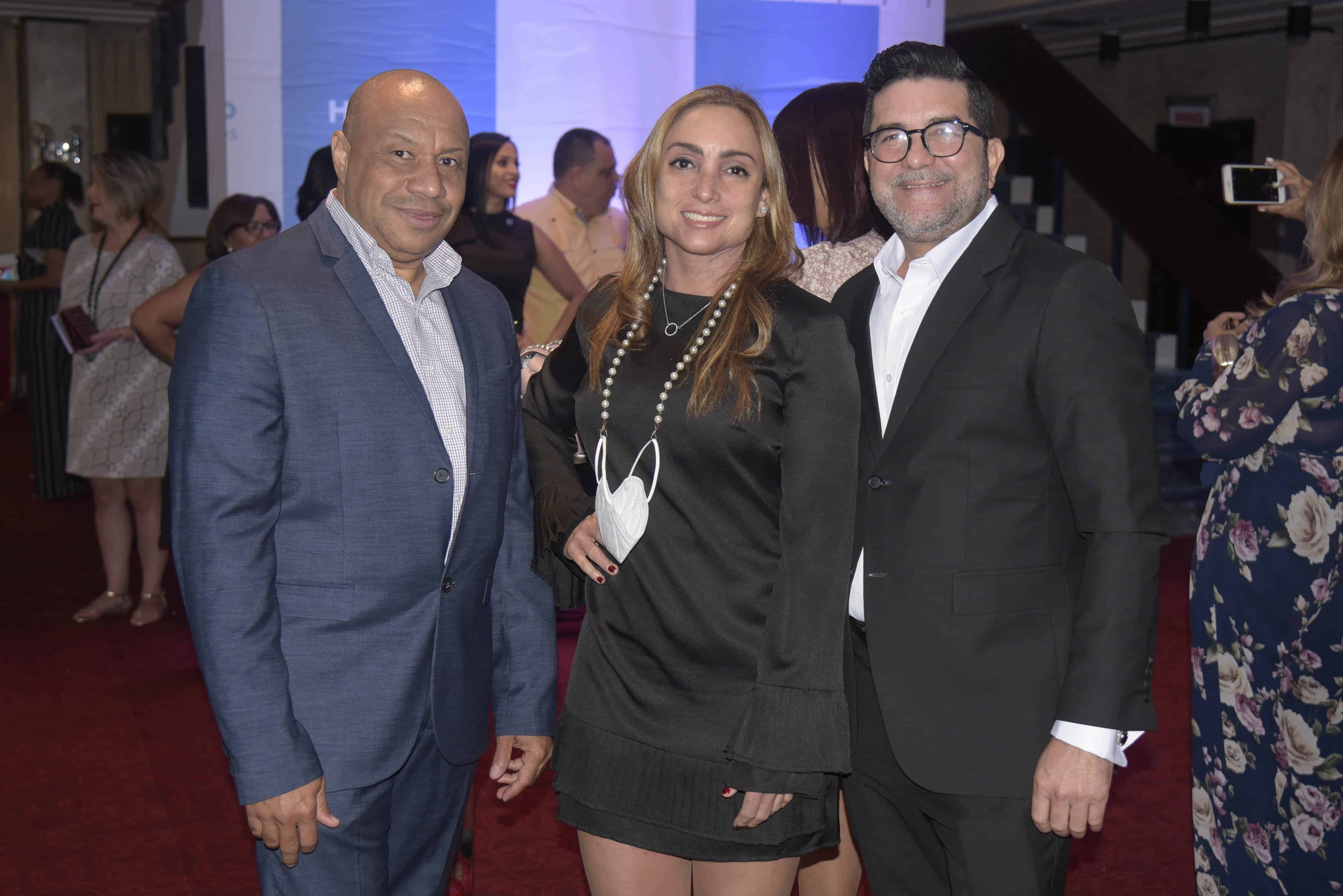 Margarito Ramírez, Isis Fernádez y Geraldo De Peña. 