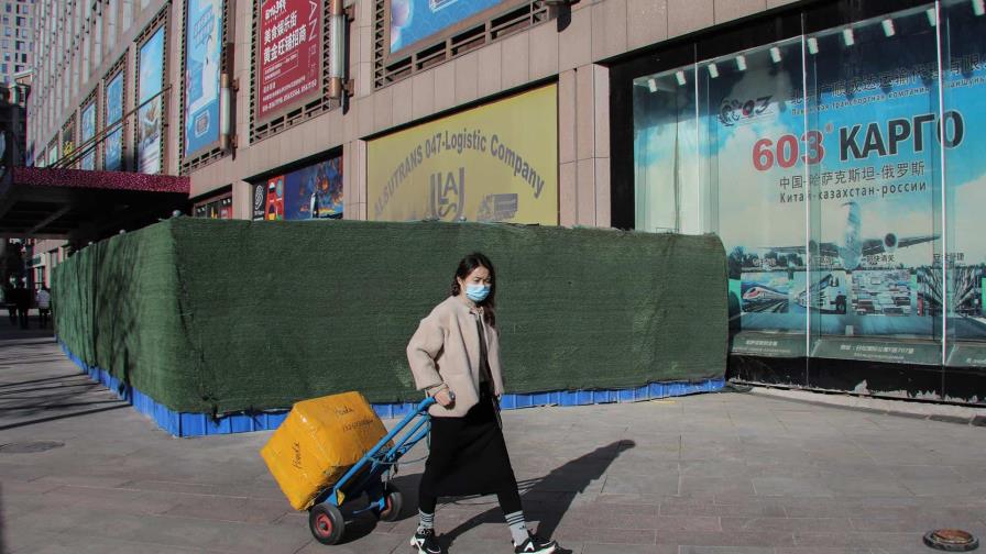 China registra nuevo récord con 555 nuevos casos de COVID-19