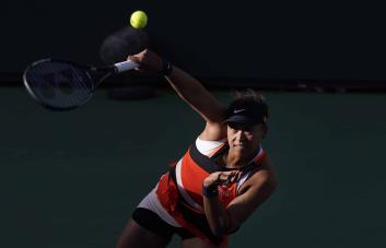 Osaka remonta y vence a Stephens en Indian Wells