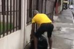 VIDEO | Hombre coloca basura en parte frontal de Alcaldía de Dajabón en demanda servicio de recogida VIDEO | Hombre coloca basura en parte frontal de Alcaldía de Dajabón en demanda servicio de recogida