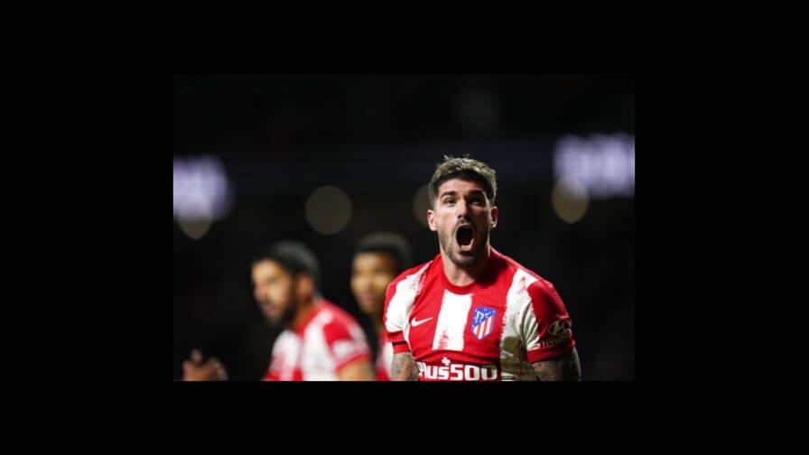 El Atlético supera a Cádiz antes de visitar Old Trafford