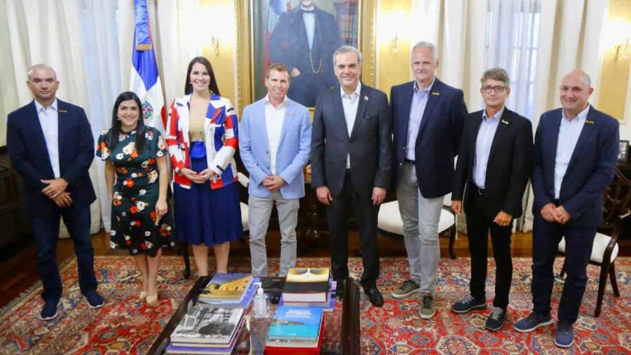 Embajada de RD en Jamaica trae al país propietarios de cadena de hotel Sandals
