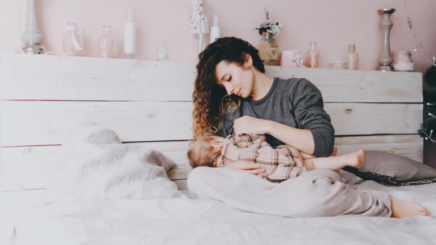 ¿Alopecia posparto? Entérate de qué se trata